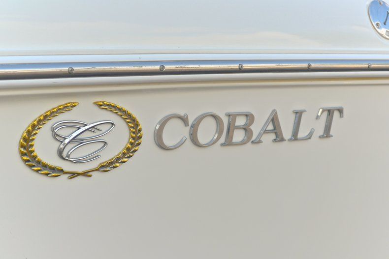 Thumbnail 8 for Used 2002 Cobalt 262 Bowrider boat for sale in West Palm Beach, FL