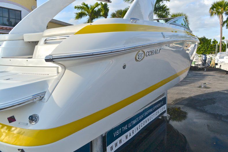 Thumbnail 21 for Used 2002 Cobalt 262 Bowrider boat for sale in West Palm Beach, FL