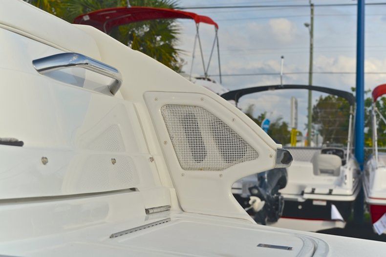 Thumbnail 26 for Used 2002 Cobalt 262 Bowrider boat for sale in West Palm Beach, FL