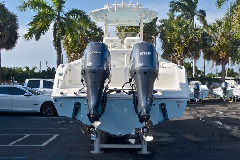 Thumbnail 7 for New 2017 Cobia 277 Center Console boat for sale in West Palm Beach, FL