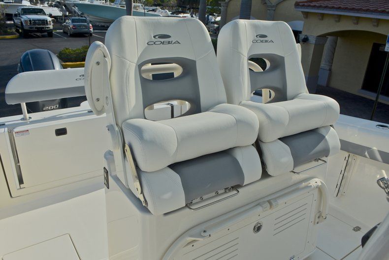 Thumbnail 34 for New 2017 Cobia 277 Center Console boat for sale in West Palm Beach, FL