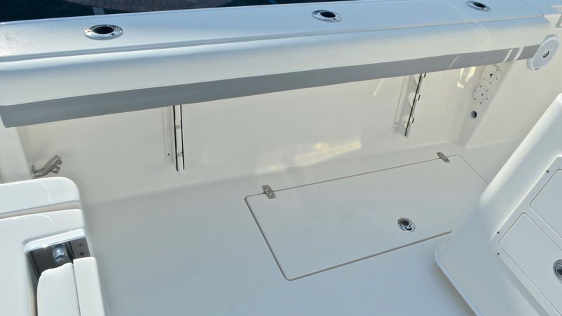 New 2017 Cobia 277 Center Console #W076 image 22