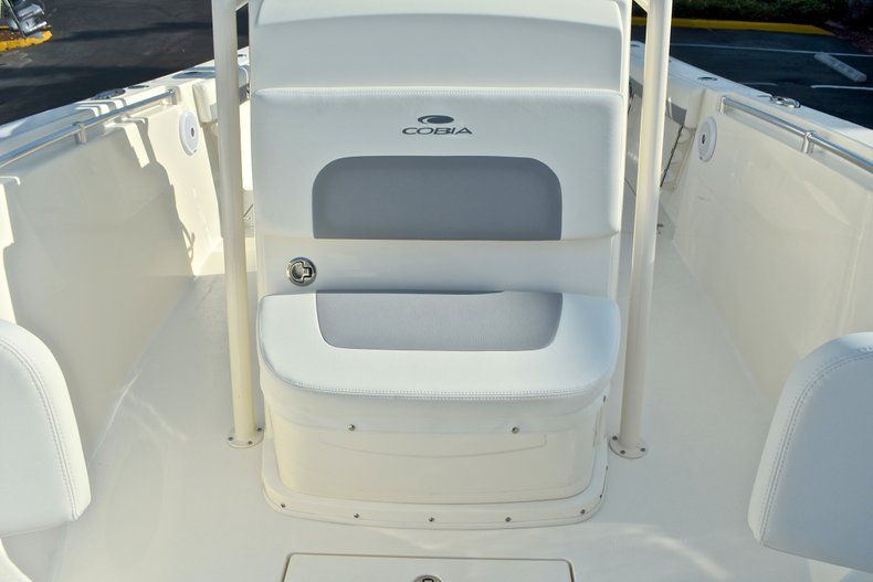Thumbnail 51 for New 2017 Cobia 277 Center Console boat for sale in West Palm Beach, FL