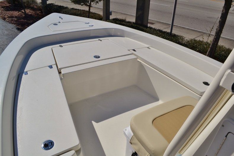 Thumbnail 11 for New 2017 Pathfinder 2200 TRS Bay Boat boat for sale in Vero Beach, FL
