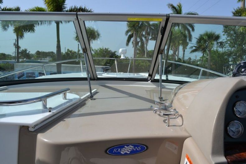 Thumbnail 58 for Used 2007 Four Winns 278 Vista Cruiser boat for sale in West Palm Beach, FL