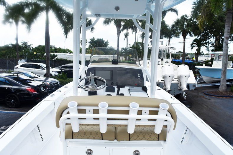 Thumbnail 7 for New 2019 Sportsman Masters 227 Bay Boat boat for sale in West Palm Beach, FL