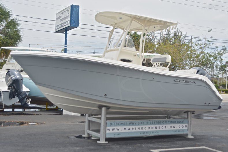 Thumbnail 4 for New 2017 Cobia 201 Center Console boat for sale in West Palm Beach, FL