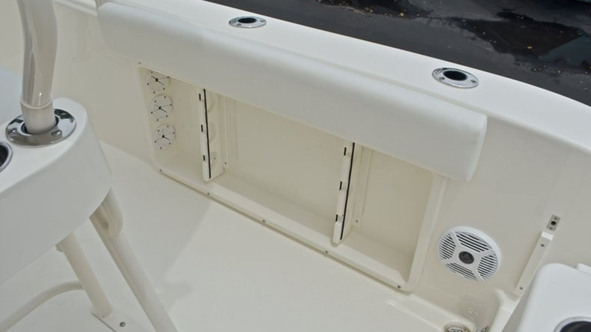 New 2017 Cobia 201 Center Console #T034 image 19