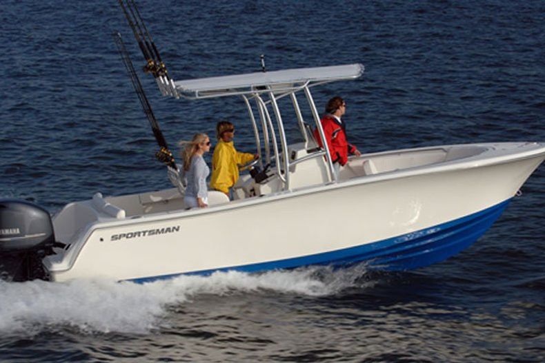 Thumbnail 82 for New 2014 Sportsman Heritage 231 Center Console boat for sale in West Palm Beach, FL