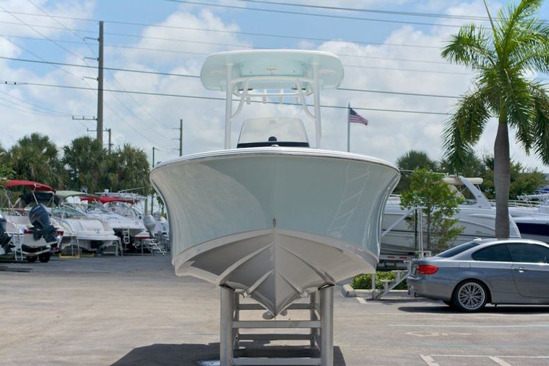 Thumbnail 2 for New 2014 Sportsman Heritage 231 Center Console boat for sale in West Palm Beach, FL
