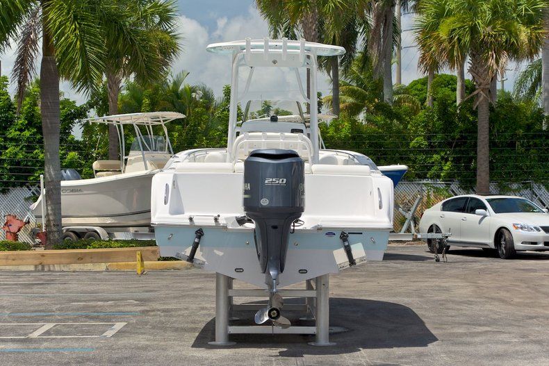Thumbnail 6 for New 2014 Sportsman Heritage 231 Center Console boat for sale in West Palm Beach, FL