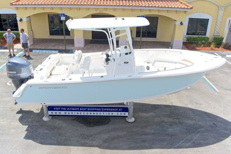 Thumbnail 77 for New 2014 Sportsman Heritage 231 Center Console boat for sale in West Palm Beach, FL