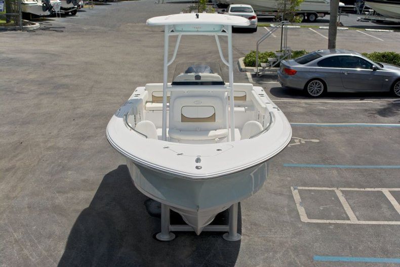Thumbnail 79 for New 2014 Sportsman Heritage 231 Center Console boat for sale in West Palm Beach, FL