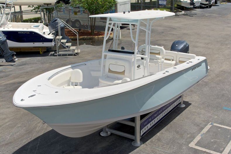 Thumbnail 80 for New 2014 Sportsman Heritage 231 Center Console boat for sale in West Palm Beach, FL
