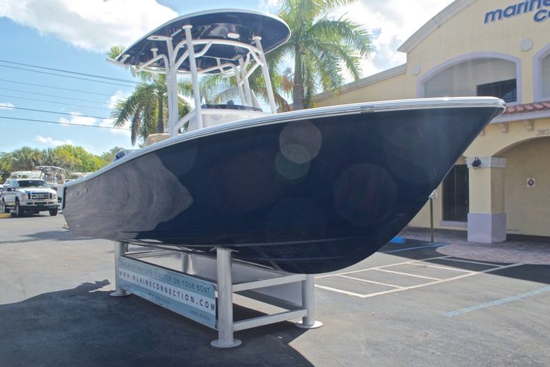 Thumbnail 2 for New 2017 Sportsman Open 212 Center Console boat for sale in West Palm Beach, FL