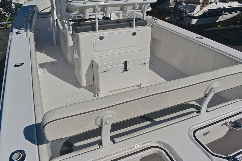 Thumbnail 33 for New 2013 Contender 32 ST Step Hull boat for sale in West Palm Beach, FL