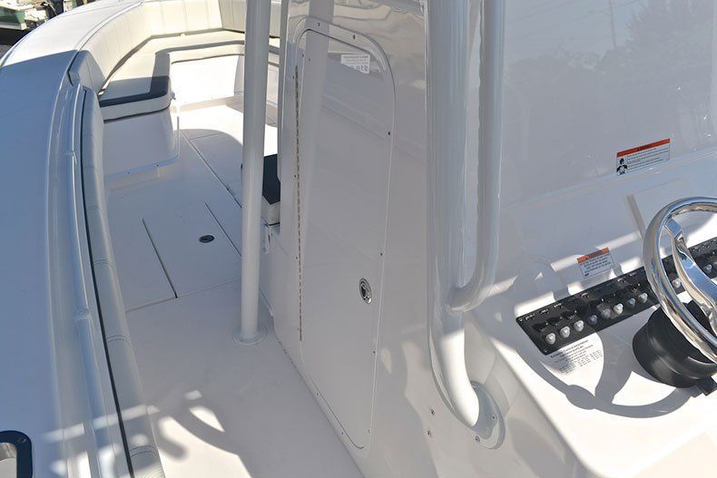 Thumbnail 70 for New 2013 Contender 32 ST Step Hull boat for sale in West Palm Beach, FL