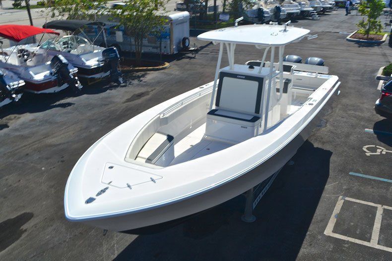 Thumbnail 113 for New 2013 Contender 32 ST Step Hull boat for sale in West Palm Beach, FL