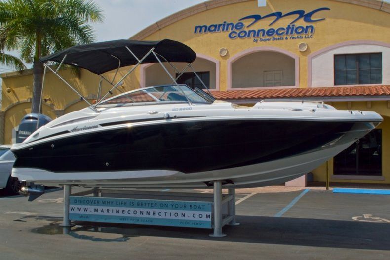 Thumbnail 1 for New 2016 Hurricane SunDeck SD 2200 OB boat for sale in West Palm Beach, FL