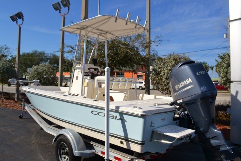 Thumbnail 3 for Used 2014 Cobia 21 Bay boat for sale in Vero Beach, FL