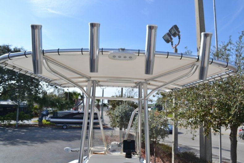Thumbnail 9 for Used 2014 Cobia 21 Bay boat for sale in Vero Beach, FL