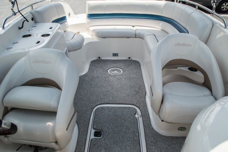 Thumbnail 29 for Used 2007 Hurricane Sundeck 257 DC boat for sale in West Palm Beach, FL
