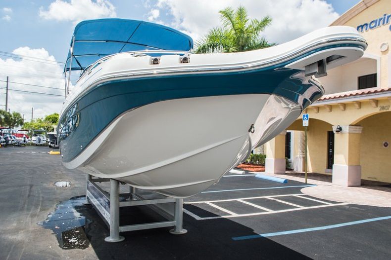 Thumbnail 3 for Used 2007 Hurricane Sundeck 257 DC boat for sale in West Palm Beach, FL