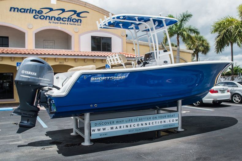 Thumbnail 7 for New 2016 Sportsman Heritage 231 Center Console boat for sale in West Palm Beach, FL