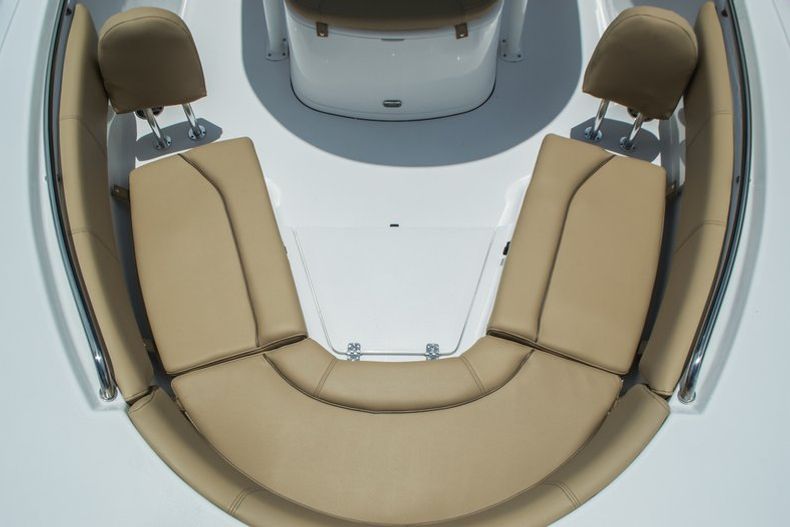 Thumbnail 12 for New 2016 Sportsman Heritage 231 Center Console boat for sale in West Palm Beach, FL