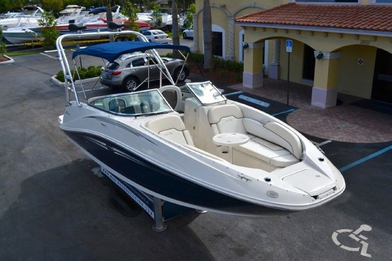 Thumbnail 92 for Used 2008 Sea Ray 260 Sundeck boat for sale in West Palm Beach, FL