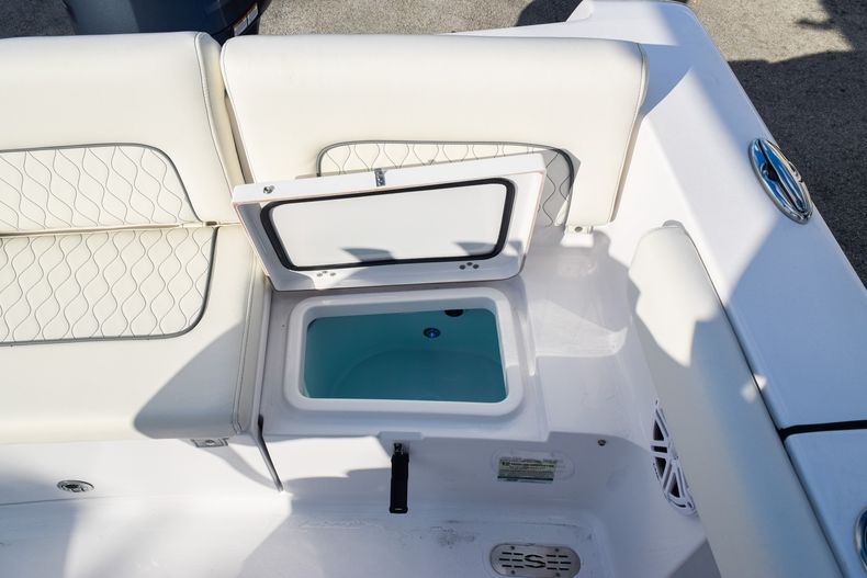 Thumbnail 20 for New 2020 Sportsman Heritage 231 Center Console boat for sale in West Palm Beach, FL