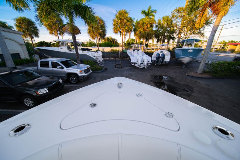 Thumbnail 46 for New 2020 Sportsman Open 252 Center Console boat for sale in West Palm Beach, FL