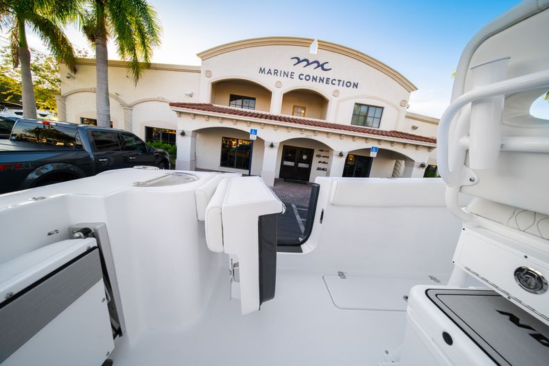 Thumbnail 26 for New 2020 Sportsman Open 252 Center Console boat for sale in West Palm Beach, FL