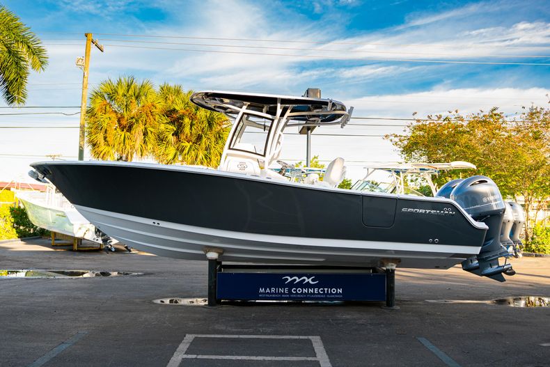 Thumbnail 4 for New 2020 Sportsman Open 252 Center Console boat for sale in West Palm Beach, FL