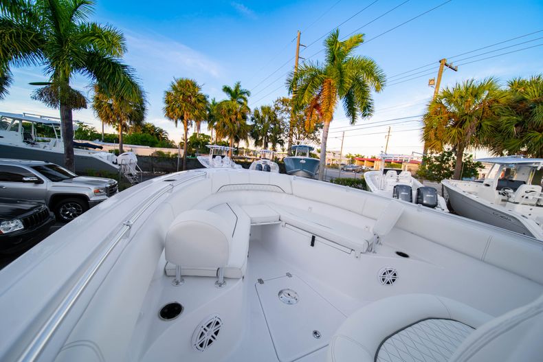 Thumbnail 44 for New 2020 Sportsman Open 252 Center Console boat for sale in West Palm Beach, FL