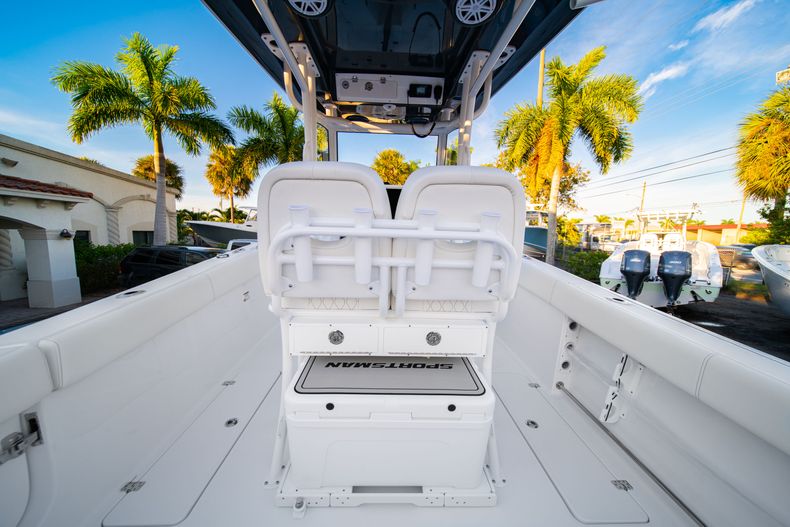 Thumbnail 23 for New 2020 Sportsman Open 252 Center Console boat for sale in West Palm Beach, FL