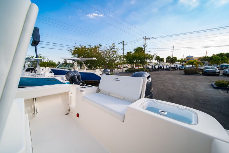 Thumbnail 12 for New 2020 Cobia 220 CC Center Console boat for sale in West Palm Beach, FL