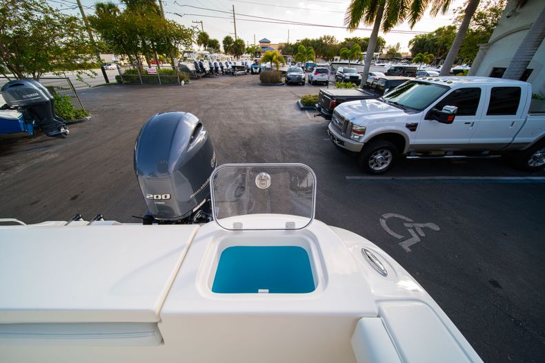 Thumbnail 13 for New 2020 Cobia 220 CC Center Console boat for sale in West Palm Beach, FL