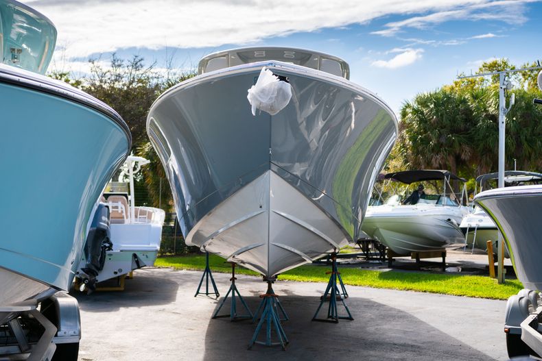 New 2020 Cobia 350 CC Center Console boat for sale in Islamorada, FL