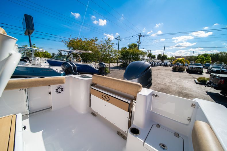 Thumbnail 13 for New 2020 Sportsman Open 232 Center Console boat for sale in Vero Beach, FL