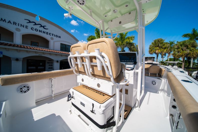 Thumbnail 19 for New 2020 Sportsman Open 232 Center Console boat for sale in Vero Beach, FL