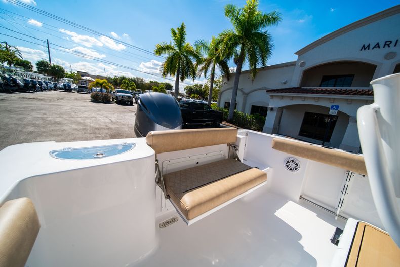 Thumbnail 10 for New 2020 Sportsman Open 232 Center Console boat for sale in Vero Beach, FL
