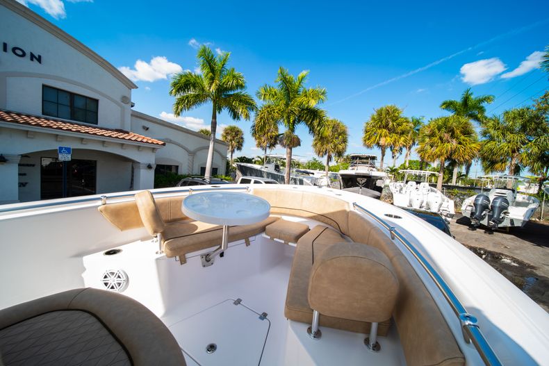 Thumbnail 33 for New 2020 Sportsman Open 232 Center Console boat for sale in Vero Beach, FL