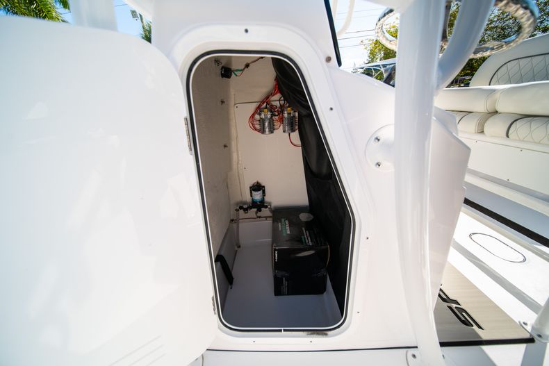 Thumbnail 32 for New 2020 Sportsman Open 232 Center Console boat for sale in West Palm Beach, FL