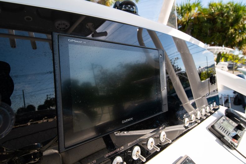 Thumbnail 24 for New 2020 Sportsman Open 232 Center Console boat for sale in West Palm Beach, FL