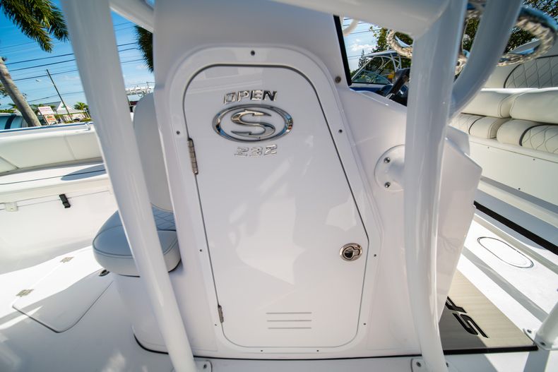 Thumbnail 31 for New 2020 Sportsman Open 232 Center Console boat for sale in West Palm Beach, FL