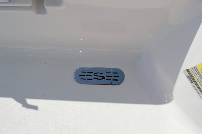 Thumbnail 27 for New 2014 Sportsman Masters 207 Bay Boat boat for sale in Vero Beach, FL