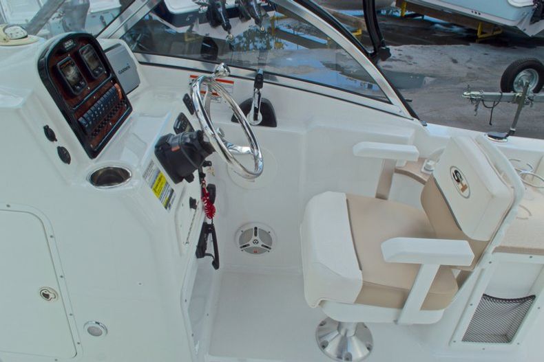 Thumbnail 45 for Used 2013 Sea Hunt Escape 234 DC boat for sale in West Palm Beach, FL