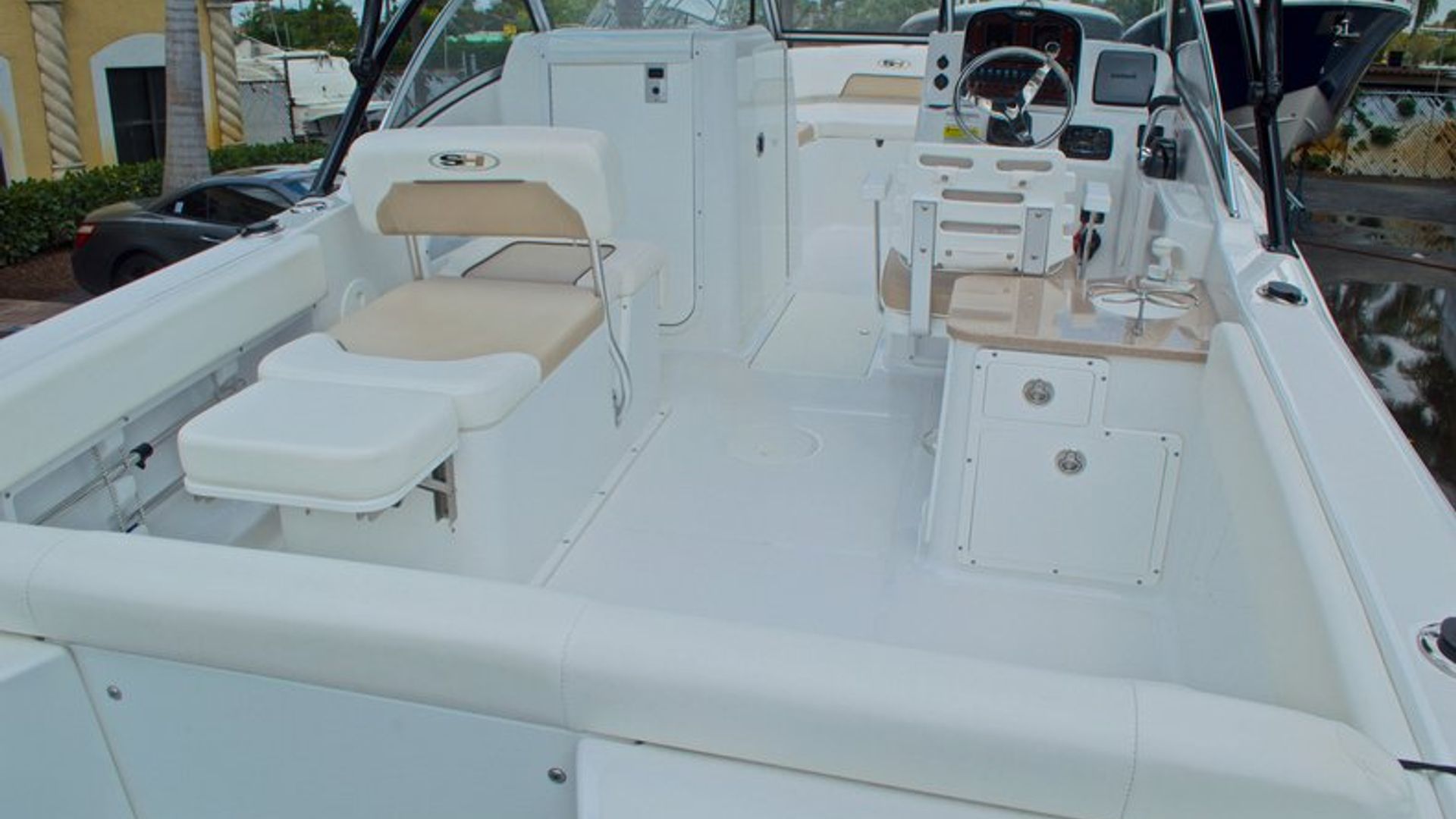 Used 2013 Sea Hunt Escape 234 DC #0038 image 23