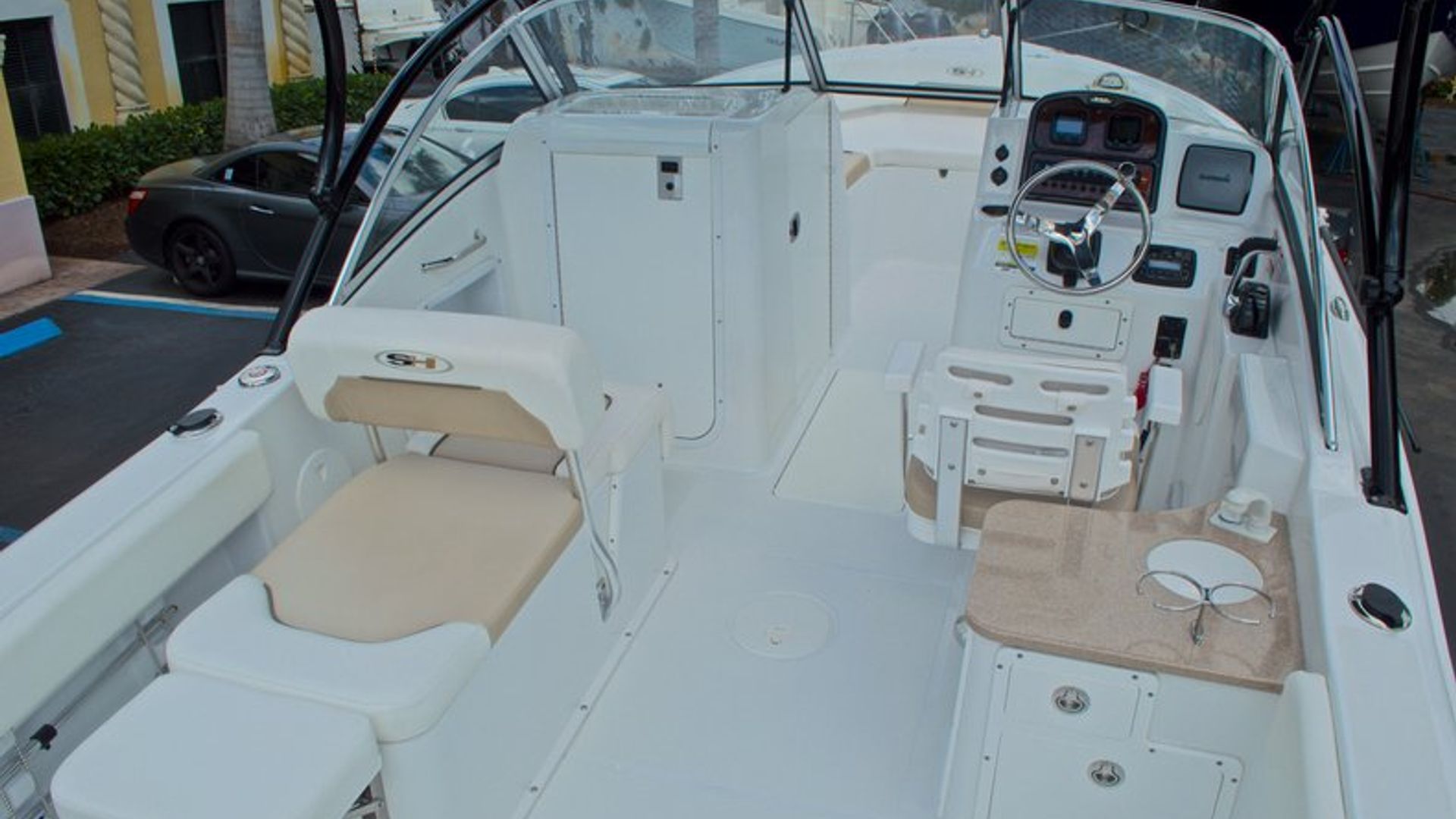 Used 2013 Sea Hunt Escape 234 DC #0038 image 22